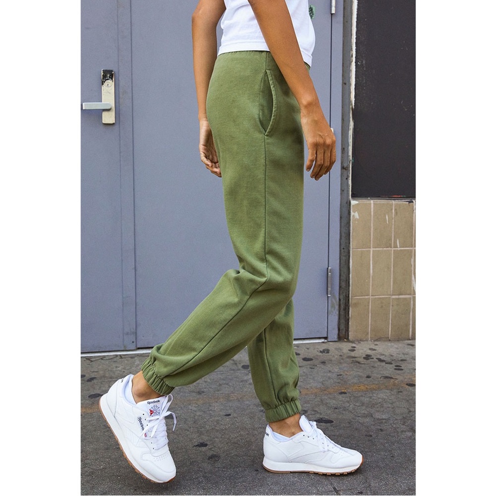 Brandy Melville Rosa Sweatpants